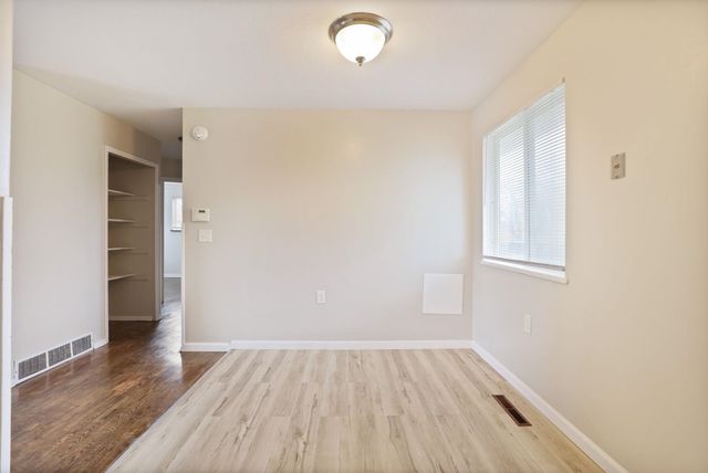 2422 Snelling Place, Saginaw, MI 48601