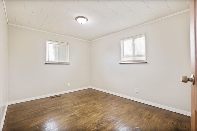 2422 Snelling Place, Saginaw, MI 48601