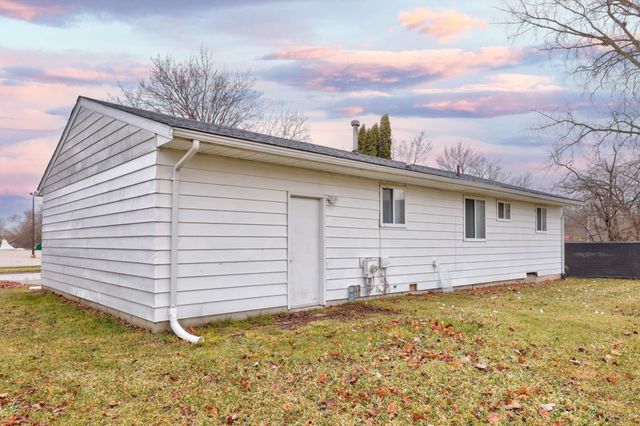 2422 Snelling Place, Saginaw, MI 48601