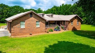 13012 20 Highway, Belton, SC 29627