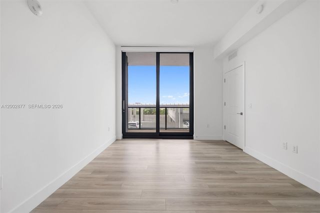 101 Diplomat Pkwy 805, Hallandale Beach, FL 33009