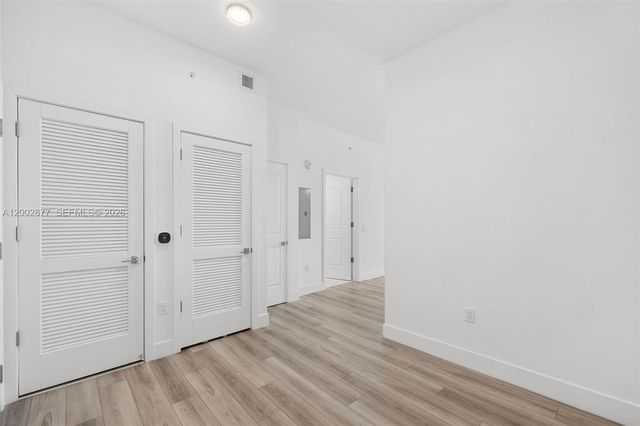 101 Diplomat Pkwy 805, Hallandale Beach, FL 33009