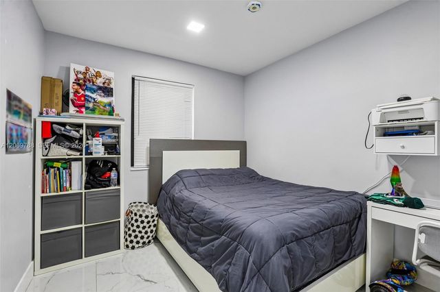 1421 N 68th Terrace 1421, Hollywood, FL 33024
