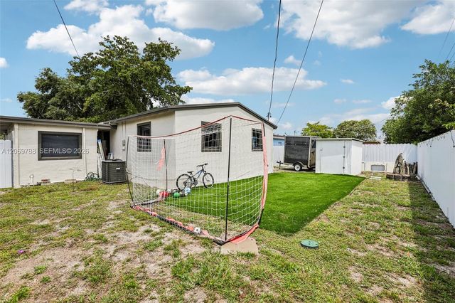 1421 N 68th Terrace 1421, Hollywood, FL 33024