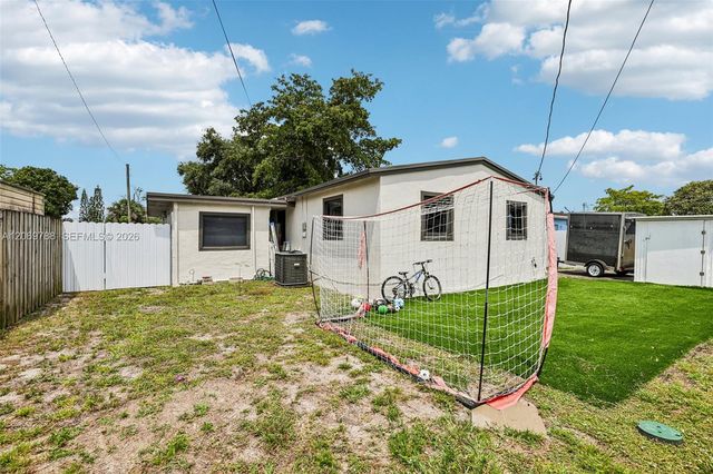 1421 N 68th Terrace 1421, Hollywood, FL 33024