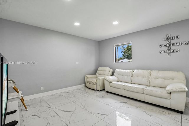 1421 N 68th Terrace 1421, Hollywood, FL 33024