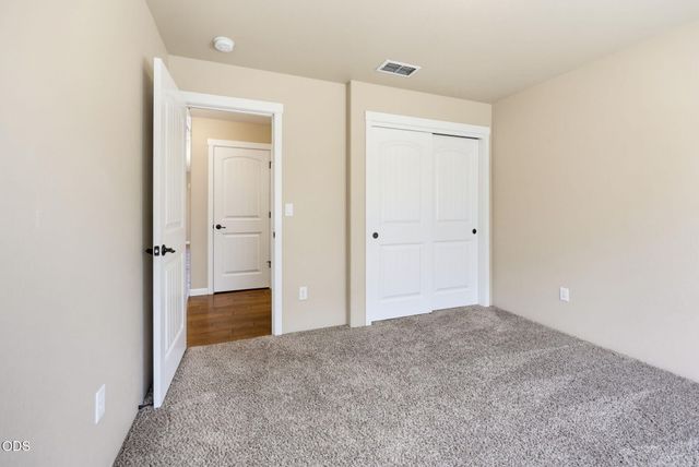 425 SE Cadet Court, Grants Pass, OR 97527