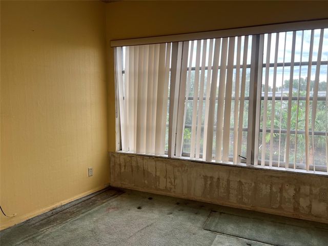 4151 NW 41st St 308, Lauderdale Lakes, FL 33319