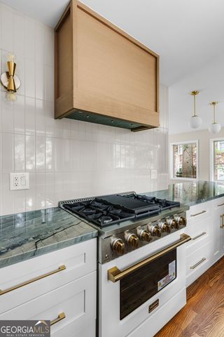 2820 Ponderosa Circle, Decatur, GA 30033