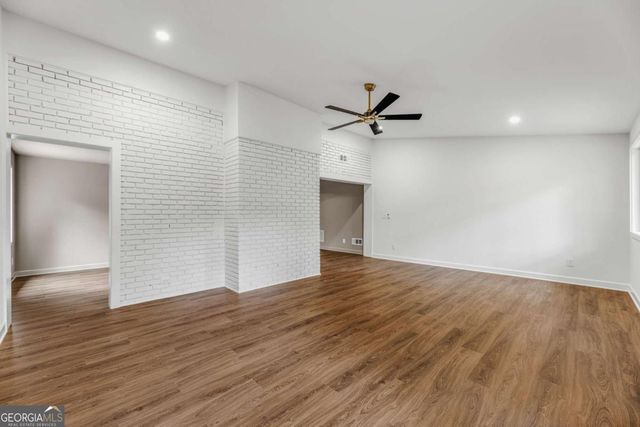 2820 Ponderosa Circle, Decatur, GA 30033