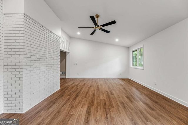 2820 Ponderosa Circle, Decatur, GA 30033