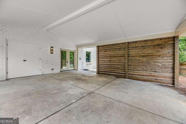 2820 Ponderosa Circle, Decatur, GA 30033