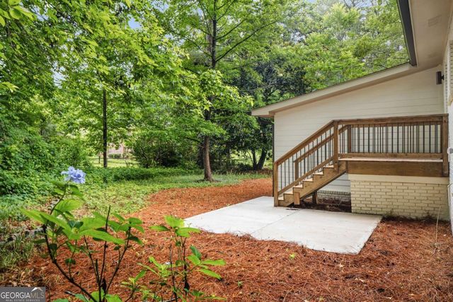 2820 Ponderosa Circle, Decatur, GA 30033