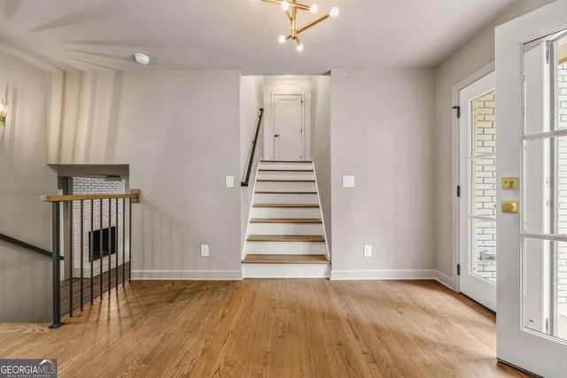 2820 Ponderosa Circle, Decatur, GA 30033