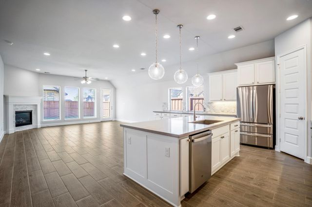 7845 Charter Hill Drive, Magnolia, TX 77354