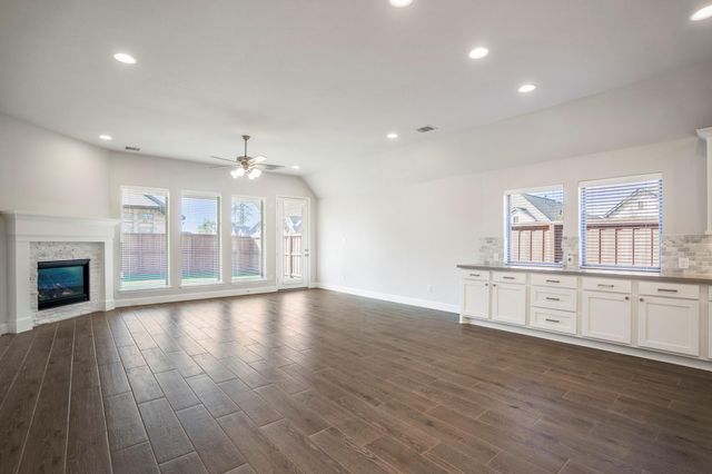 7845 Charter Hill Drive, Magnolia, TX 77354