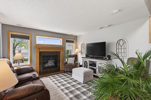 10011 179th Avenue NW, Elk River, MN 55330