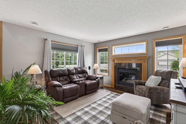 10011 179th Avenue NW, Elk River, MN 55330