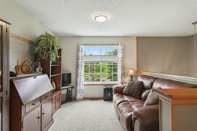 10011 179th Avenue NW, Elk River, MN 55330