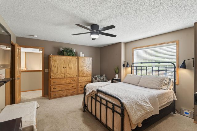 10011 179th Avenue NW, Elk River, MN 55330