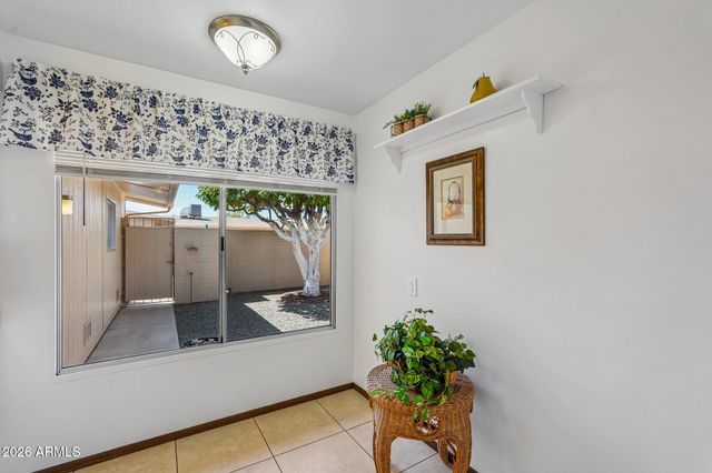 17211 N PINION Lane, Sun City, AZ 85373
