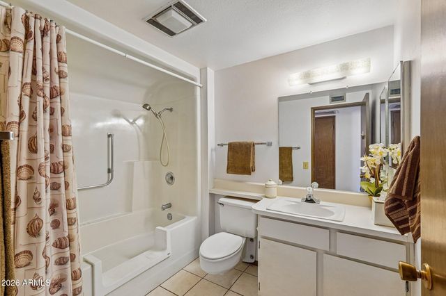 17211 N PINION Lane, Sun City, AZ 85373