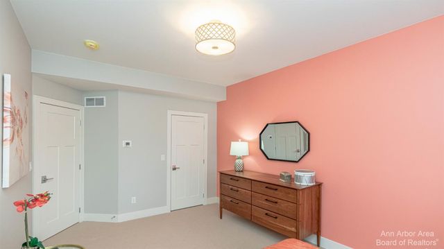 1303 Gallery Pointe Drive, Pittsfield Charter Twp, MI 48176