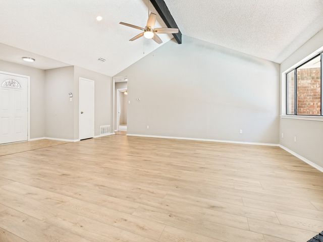2654 Carrington Lane, Grand Prairie, TX 75052