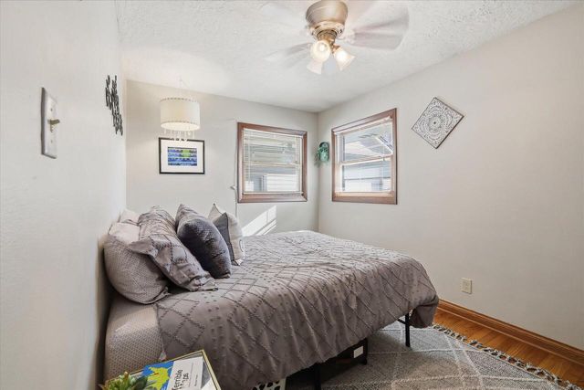 208 Highland AVENUE, Hartland, WI 53029