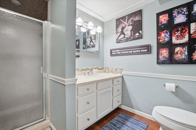 208 Highland AVENUE, Hartland, WI 53029