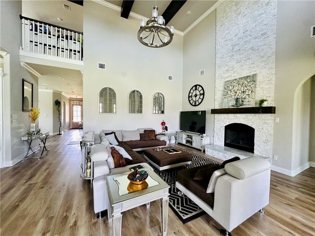 1928 Spanish Moss Drive, College Station, TX 77845