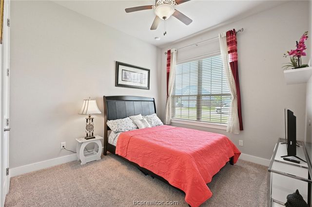 1928 Spanish Moss Drive, College Station, TX 77845