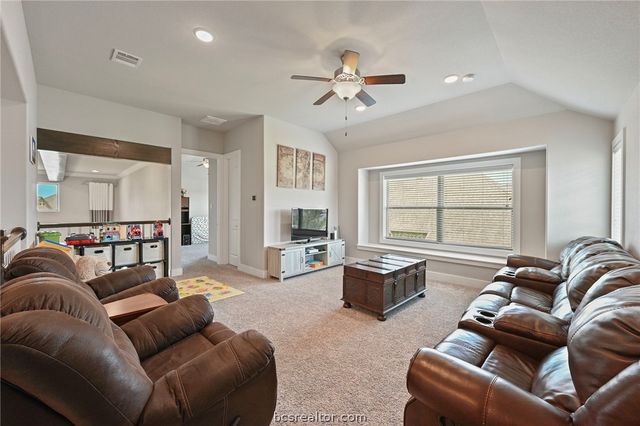 1928 Spanish Moss Drive, College Station, TX 77845
