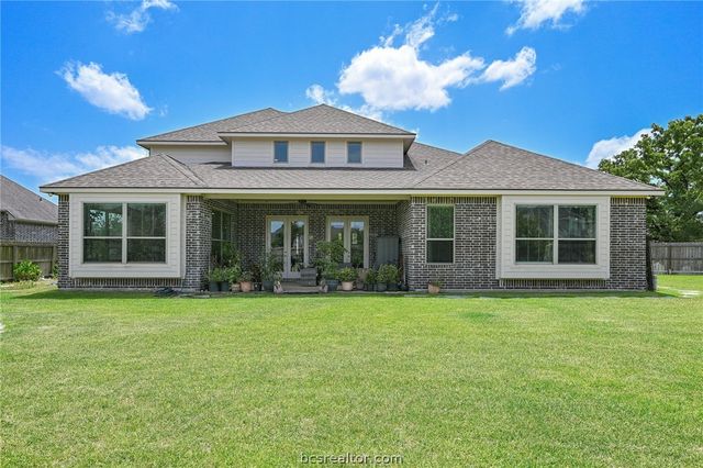 1928 Spanish Moss Drive, College Station, TX 77845
