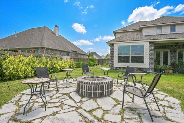 1928 Spanish Moss Drive, College Station, TX 77845