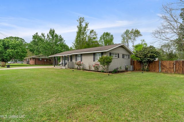 107 Forrest Drive, Petal, MS 39465