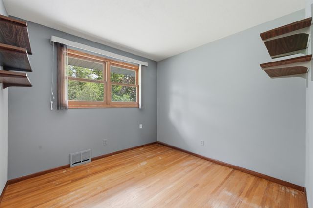 3348 Utah Avenue N, Crystal, MN 55427