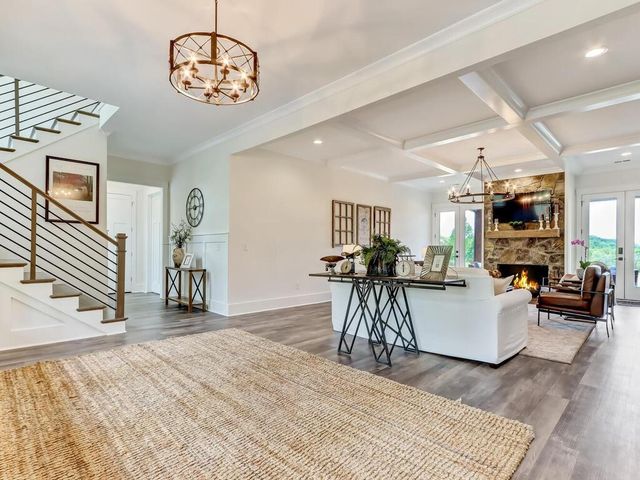 183 Barrett Circle, Dahlonega, GA 30533