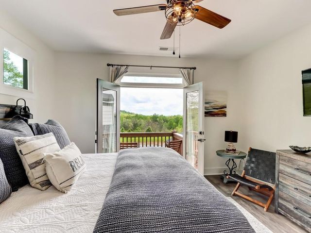 183 Barrett Circle, Dahlonega, GA 30533