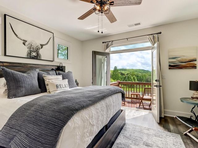 183 Barrett Circle, Dahlonega, GA 30533