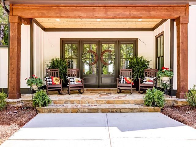 183 Barrett Circle, Dahlonega, GA 30533