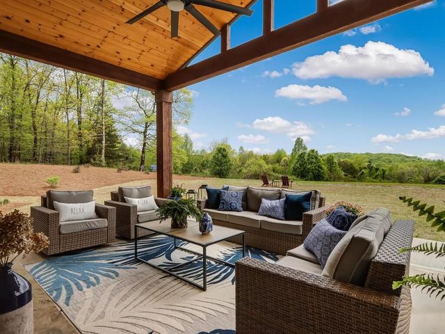 183 Barrett Circle, Dahlonega, GA 30533