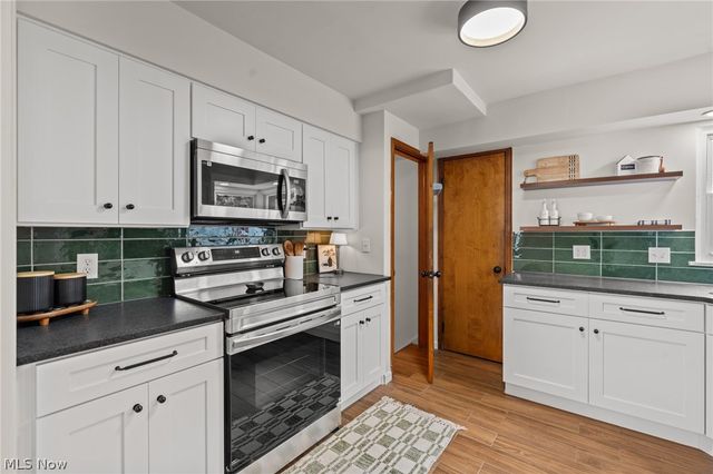 21790 Kennison Avenue, Euclid, OH 44123
