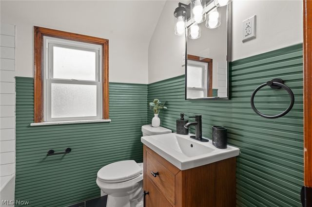 21790 Kennison Avenue, Euclid, OH 44123