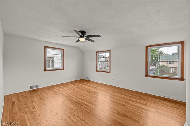 21790 Kennison Avenue, Euclid, OH 44123