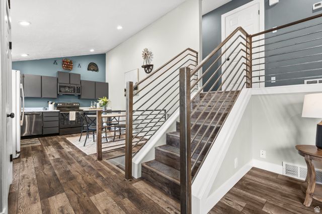 3193 W MEADOW GREEN WAY, West Jordan, UT 84088