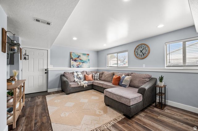 3193 W MEADOW GREEN WAY, West Jordan, UT 84088