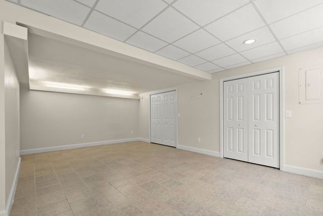 379 Monomoscoy Rd, Mashpee, MA 02649