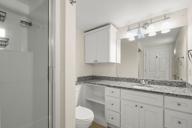 379 Monomoscoy Rd, Mashpee, MA 02649