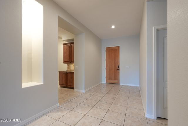 462 W CAROB Drive, Chandler, AZ 85248